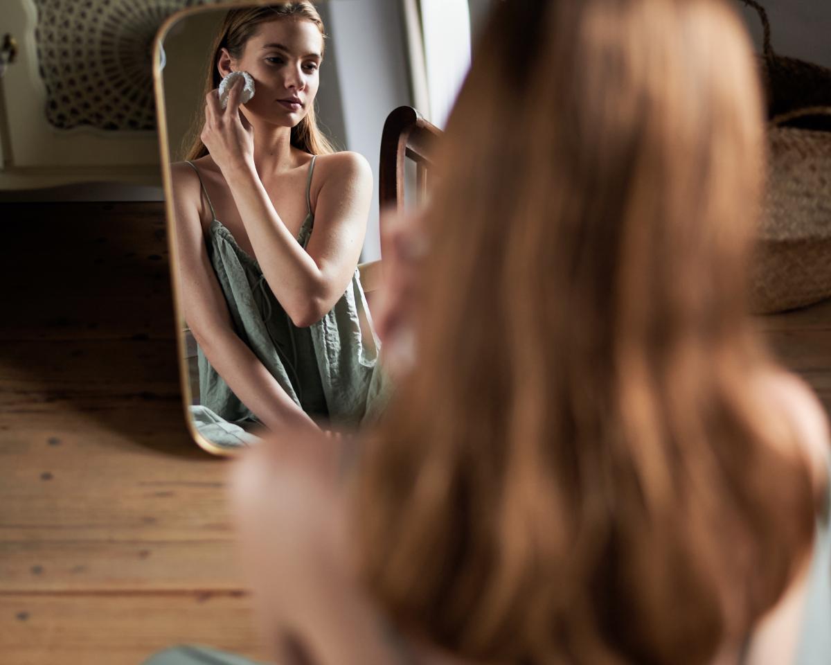 5 mýtov dvojfázového čistenia pleti